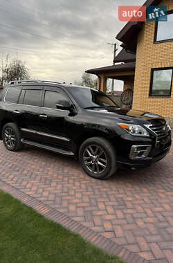 Внедорожник / Кроссовер Lexus LX 2014 в 