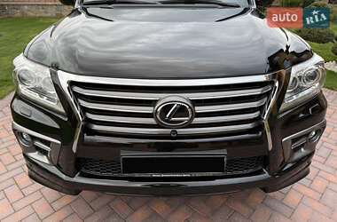 Внедорожник / Кроссовер Lexus LX 2014 в 