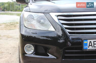 Внедорожник / Кроссовер Lexus LX 2010 в 