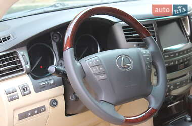 Внедорожник / Кроссовер Lexus LX 2010 в 