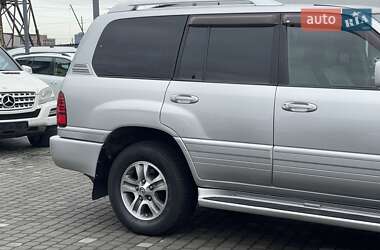 Позашляховик / Кросовер Lexus LX 2007 в 