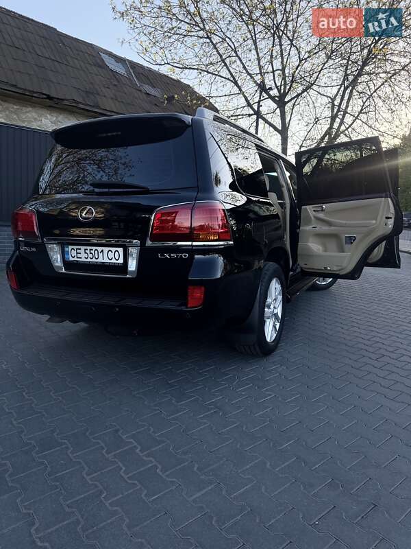 Позашляховик / Кросовер Lexus LX 2008 в Чернівцях