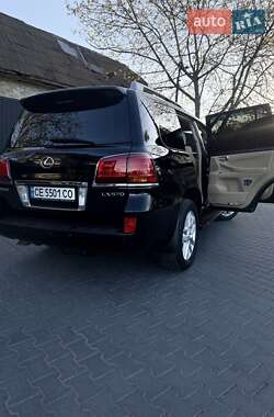 Позашляховик / Кросовер Lexus LX 2008 в 