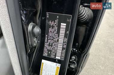 Внедорожник / Кроссовер Lexus LX 2007 в 