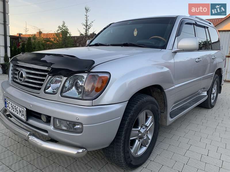 Внедорожник / Кроссовер Lexus LX 2006 в 