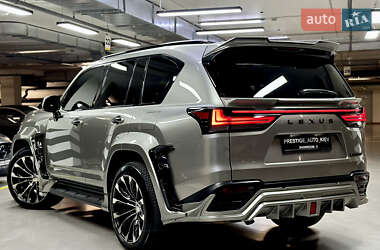 Позашляховик / Кросовер Lexus LX 2022 в 