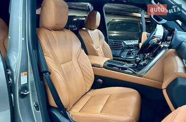 Позашляховик / Кросовер Lexus LX 2022 в 