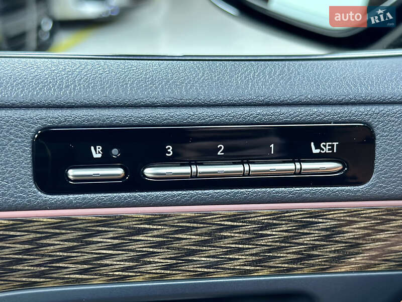 Позашляховик / Кросовер Lexus LX 2022 в Києві