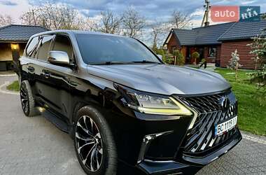 Позашляховик / Кросовер Lexus LX 2016 в 