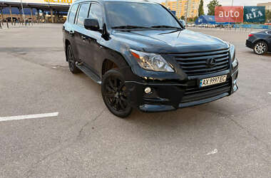 Внедорожник / Кроссовер Lexus LX 2008 в 