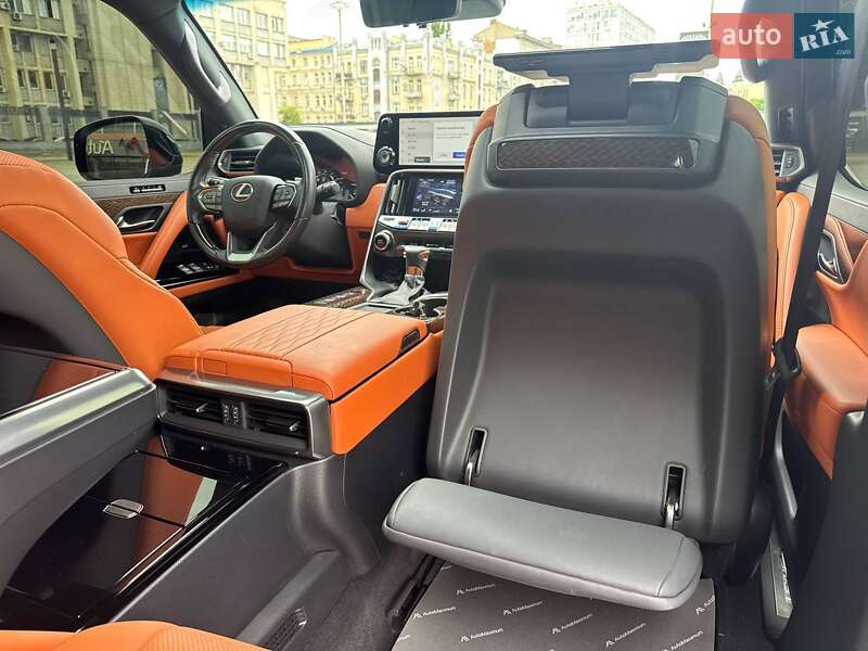 Позашляховик / Кросовер Lexus LX 2022 в Києві