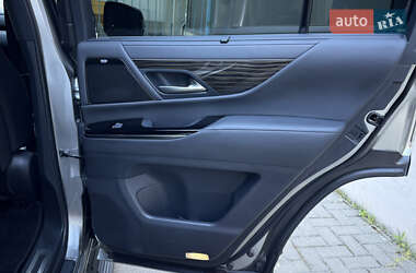 Внедорожник / Кроссовер Lexus LX 2022 в 