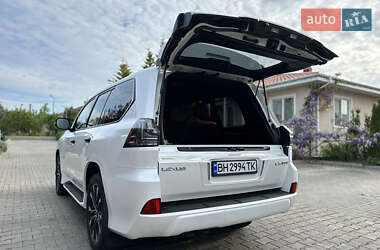 Позашляховик / Кросовер Lexus LX 2020 в 