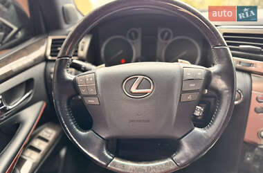 Внедорожник / Кроссовер Lexus LX 2015 в 