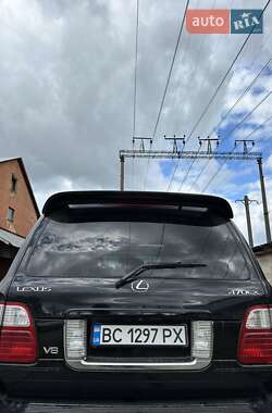 Внедорожник / Кроссовер Lexus LX 2005 в 