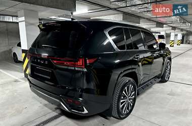 Внедорожник / Кроссовер Lexus LX 2023 в 