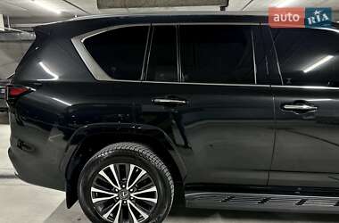 Внедорожник / Кроссовер Lexus LX 2023 в 