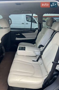 Позашляховик / Кросовер Lexus LX 2016 в 