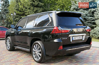 Позашляховик / Кросовер Lexus LX 2017 в 