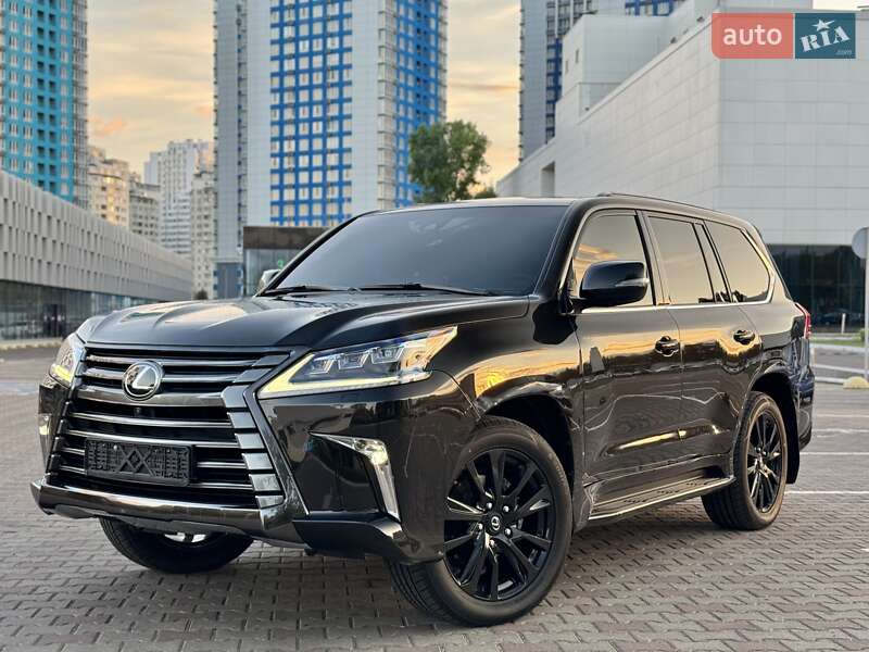 Lexus LX 2017