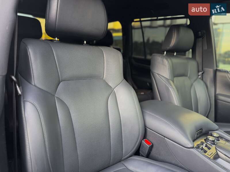 Внедорожник / Кроссовер Lexus LX 2017 в Одессе