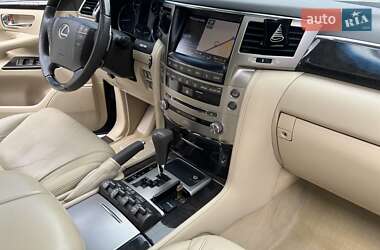 Внедорожник / Кроссовер Lexus LX 2012 в 