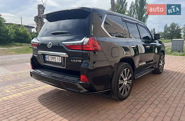 Внедорожник / Кроссовер Lexus LX 2019 в 