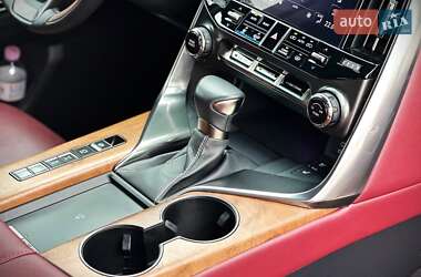 Внедорожник / Кроссовер Lexus LX 2022 в 