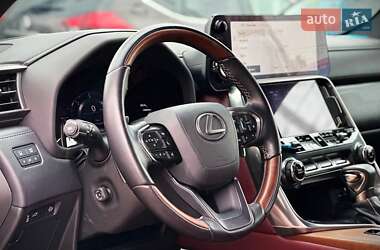 Внедорожник / Кроссовер Lexus LX 2022 в 