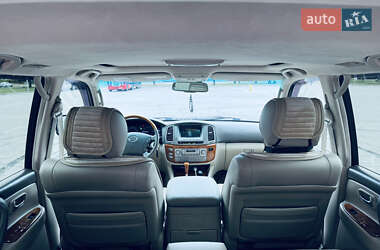 Позашляховик / Кросовер Lexus LX 2006 в 