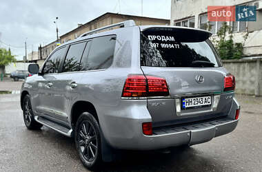 Позашляховик / Кросовер Lexus LX 2008 в 