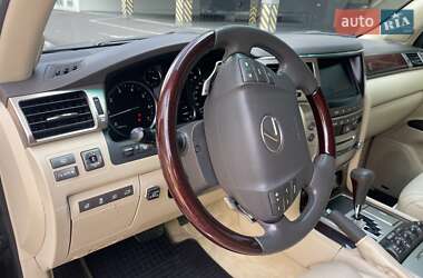 Внедорожник / Кроссовер Lexus LX 2012 в 