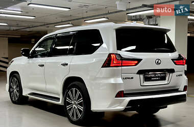 Внедорожник / Кроссовер Lexus LX 2019 в 