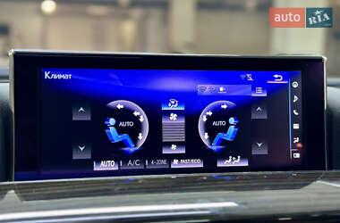 Внедорожник / Кроссовер Lexus LX 2019 в 