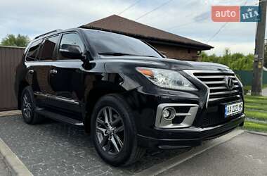 Внедорожник / Кроссовер Lexus LX 2013 в 