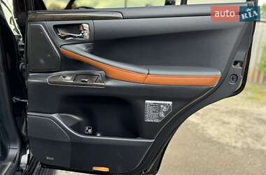 Внедорожник / Кроссовер Lexus LX 2013 в 
