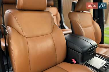 Внедорожник / Кроссовер Lexus LX 2013 в 