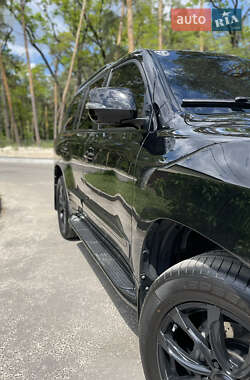 Внедорожник / Кроссовер Lexus LX 2012 в 