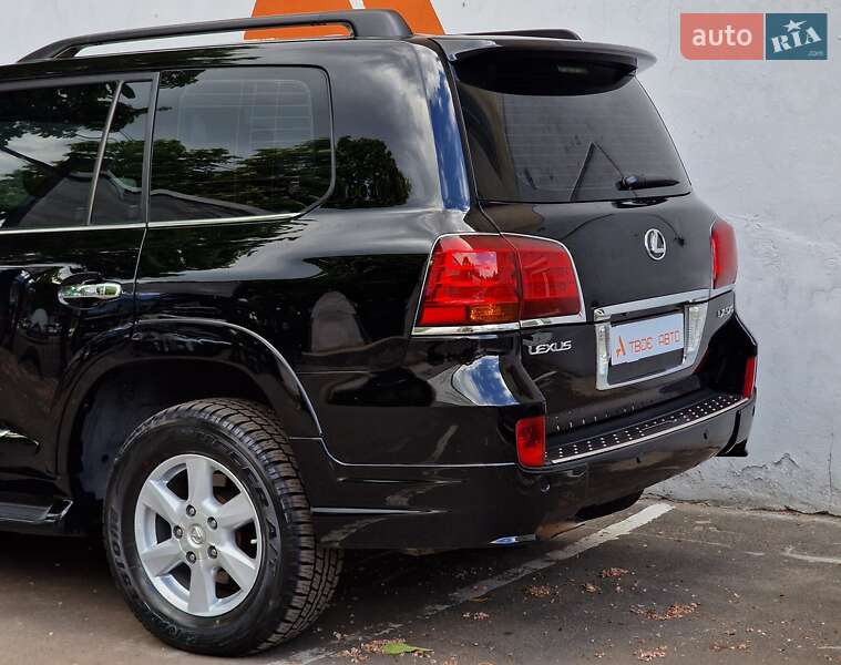 Позашляховик / Кросовер Lexus LX 2008 в Одесі