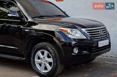 Позашляховик / Кросовер Lexus LX 2008 в 