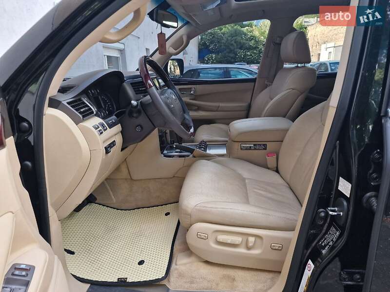 Позашляховик / Кросовер Lexus LX 2008 в Одесі