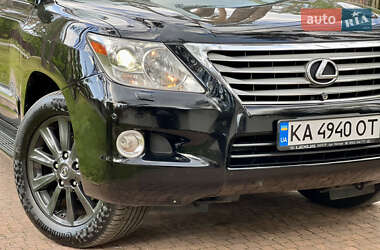 Внедорожник / Кроссовер Lexus LX 2011 в 