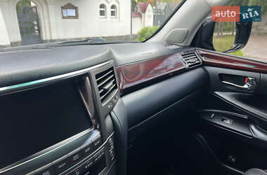 Внедорожник / Кроссовер Lexus LX 2011 в 
