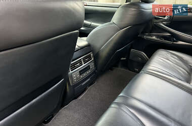 Внедорожник / Кроссовер Lexus LX 2011 в 