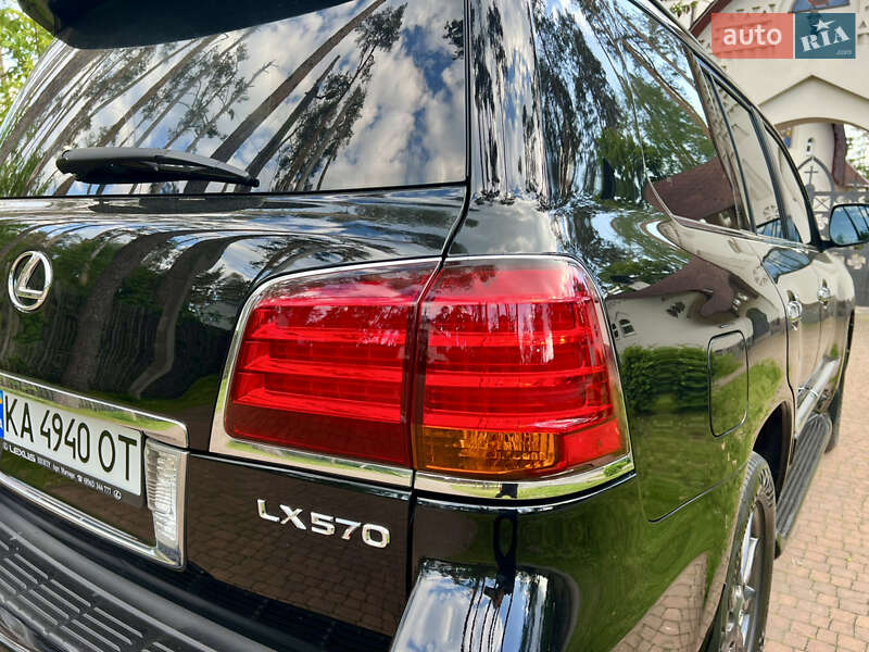 Позашляховик / Кросовер Lexus LX 2011 в Києві