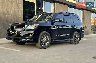 Внедорожник / Кроссовер Lexus LX 2011 в 