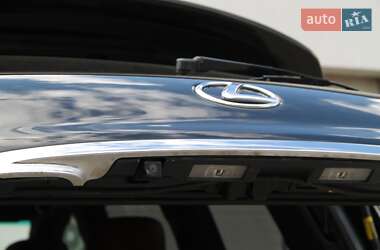 Позашляховик / Кросовер Lexus LX 2014 в 
