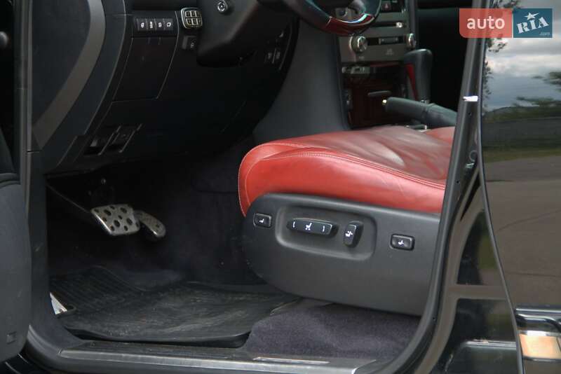 Позашляховик / Кросовер Lexus LX 2014 в Сарнах фото 22 Позашляховик / Кросовер Lexus LX 2014 в Сарнах