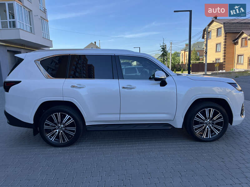 Позашляховик / Кросовер Lexus LX 2022 в Вінниці