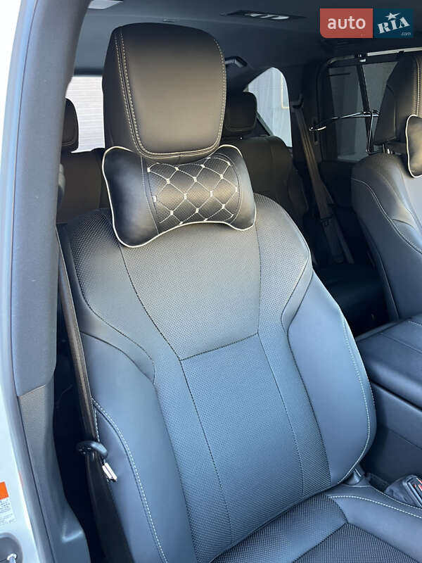 Позашляховик / Кросовер Lexus LX 2022 в Вінниці